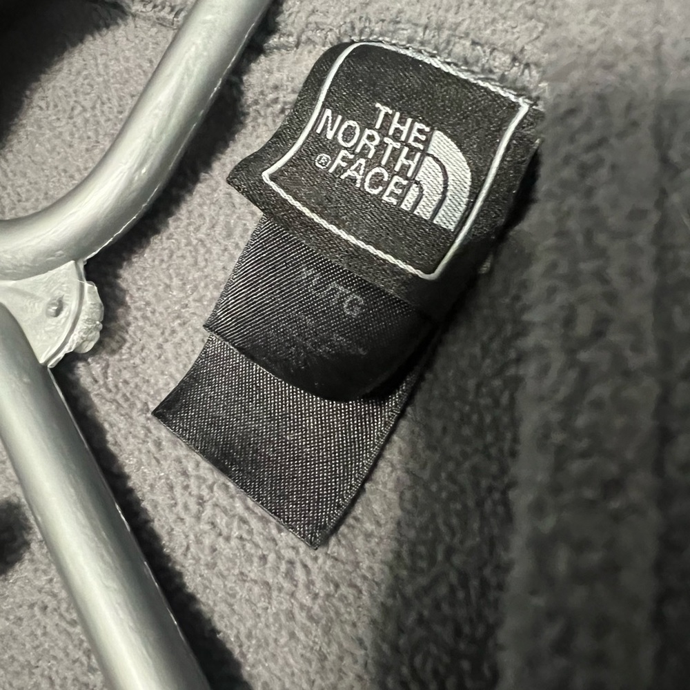 North face Jacket - Picture 2 of 2